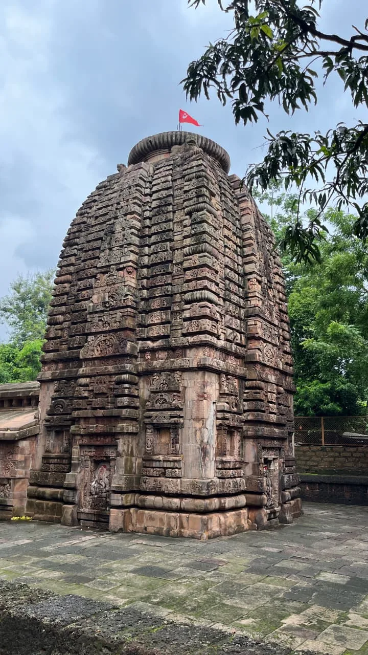 Parshuramaswara Temple photo set